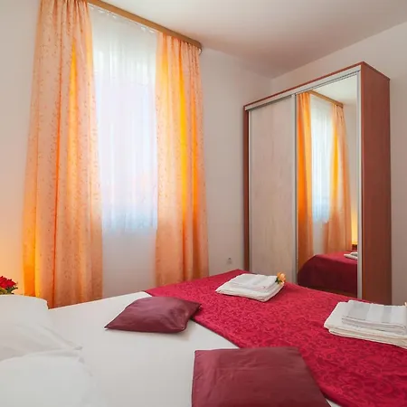 Island Beat - Two Bedroom With Balcony And Sea View A2 St * סופטאר